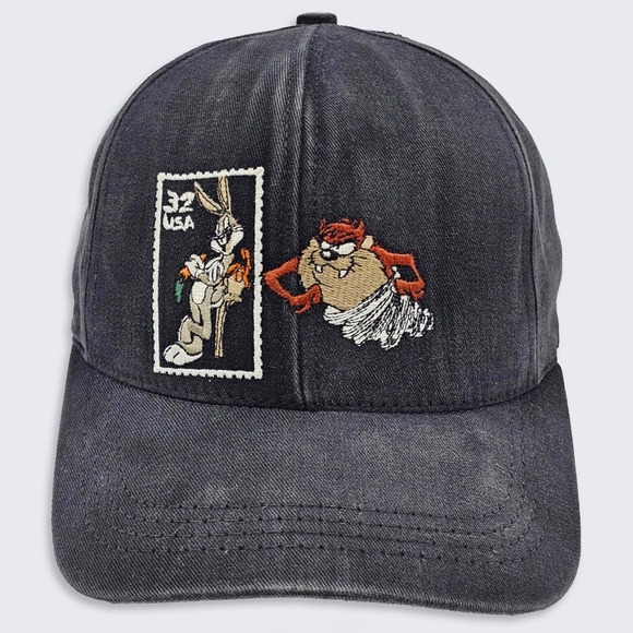 Looney Tunes Mania Other - Looney Tunes Vintage 90s Bugs Bunny Taz Stamp Snapback Hat